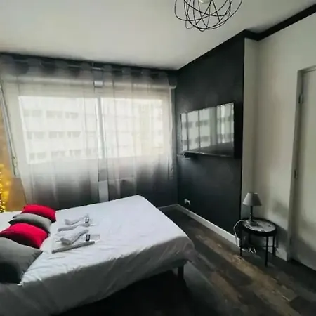 Orphelin Avec Balneo Proche Centre Lejlighed *