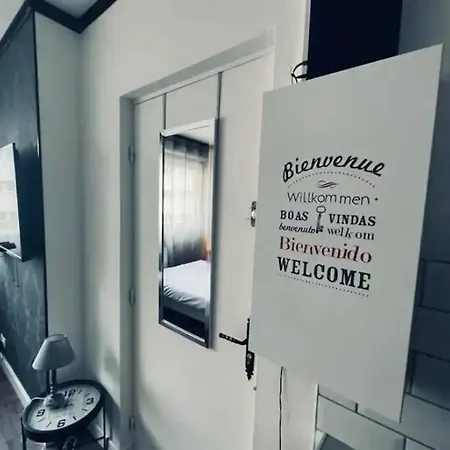 Lejlighed Orphelin Avec Balneo Proche Centre Reims