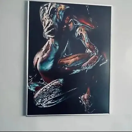 Orphelin Avec Balneo Proche Centre *