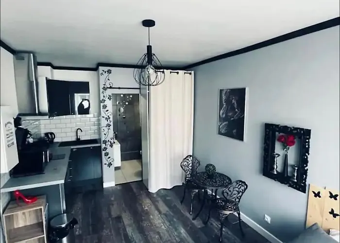 アパート Orphelin Avec Balneo Proche Centre *